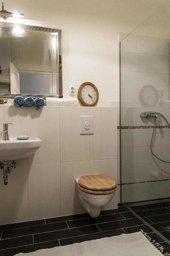 Adorable, Cosy Apartment At The Heroes' Square Boedapest Buitenkant foto