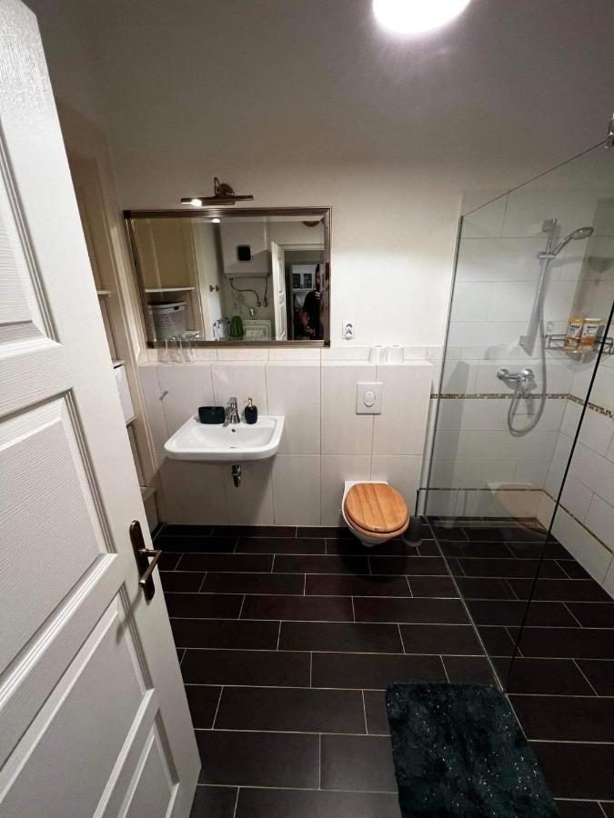 Adorable, Cosy Apartment At The Heroes' Square Boedapest Buitenkant foto