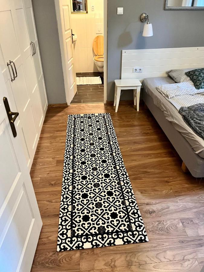 Adorable, Cosy Apartment At The Heroes' Square Boedapest Buitenkant foto