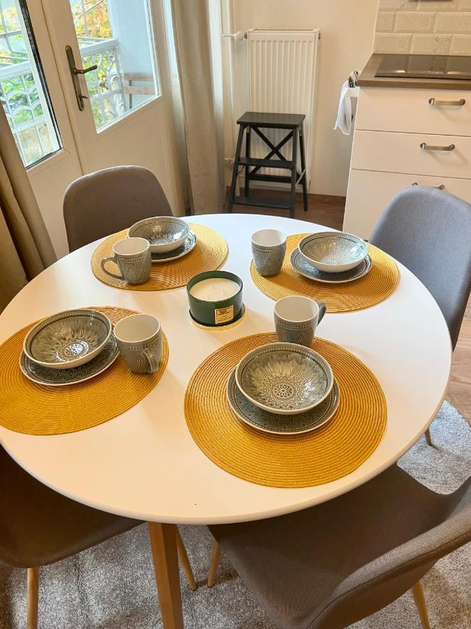 Adorable, Cosy Apartment At The Heroes' Square Boedapest Buitenkant foto
